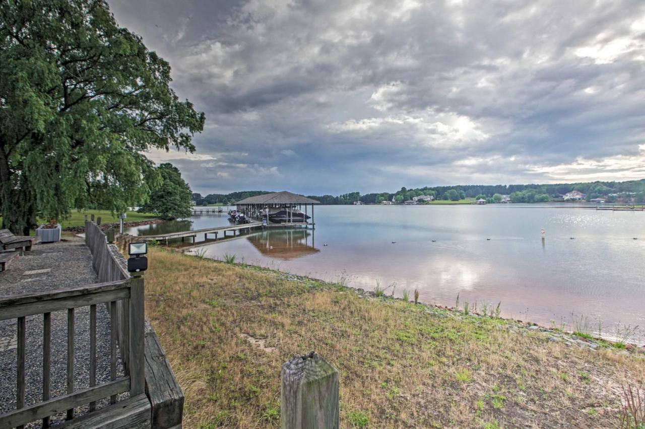 Resort Condo On Smith Mtn Lake Linens Included! Moneta Exterior photo